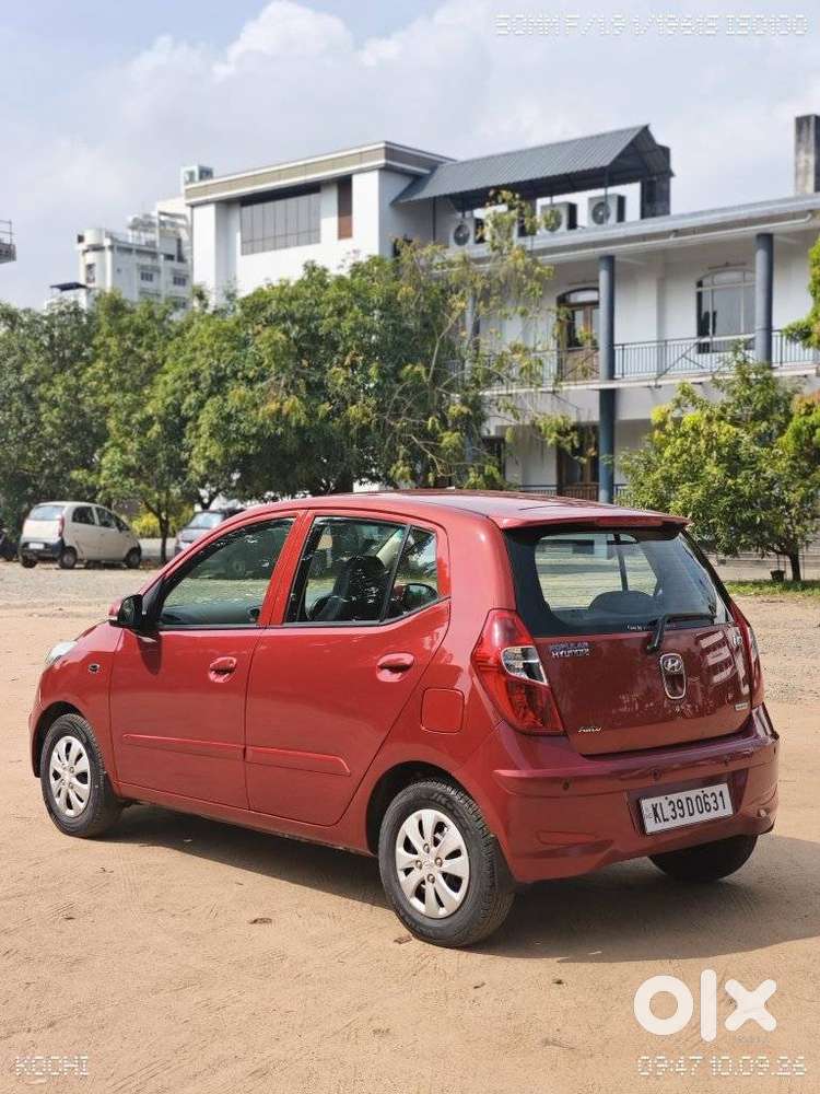 Hyundai I10 Sportz At, 2011, Petrol