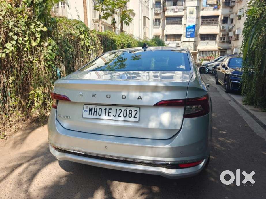 Skoda Slavia 1.0 Tsi Style At, 2023, Petrol