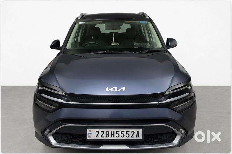 Kia Carens Prestige 1.5 Petrol Manual 2022
