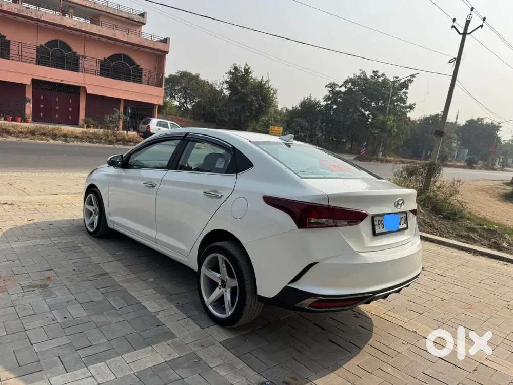 Hyundai Verna 2022 Diesel 78000 Km Driven