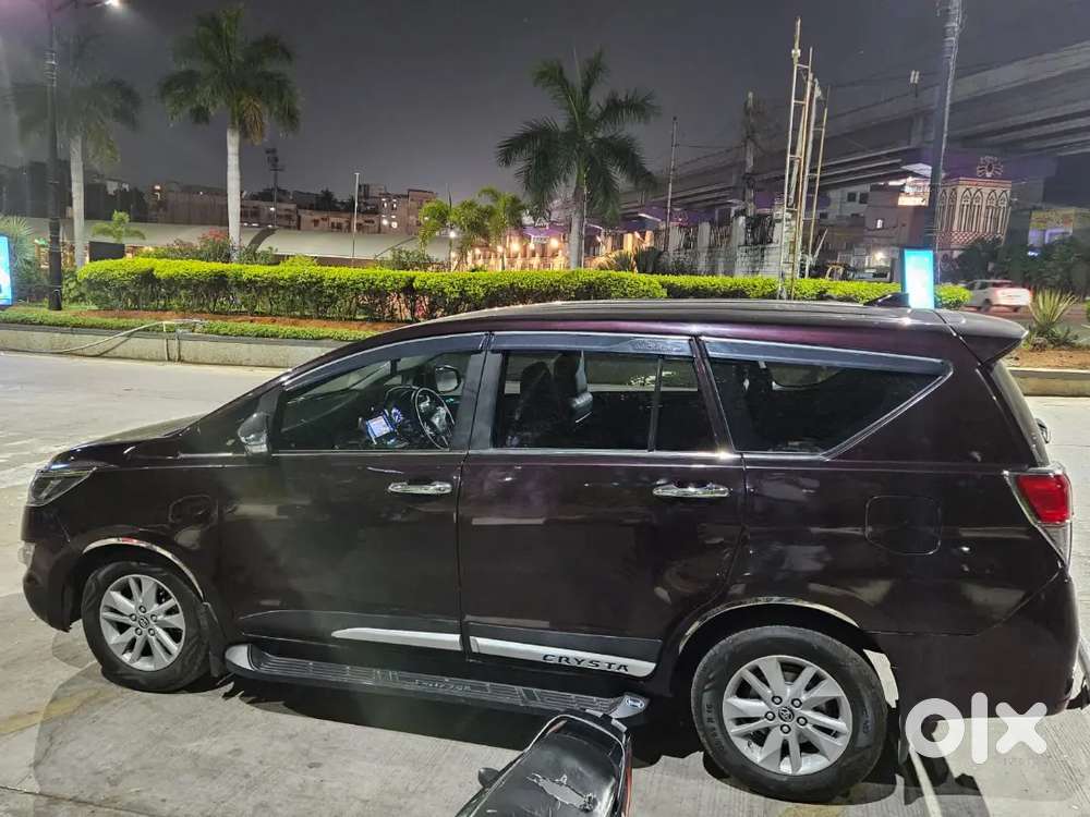 Toyota Innova Crysta 2016
