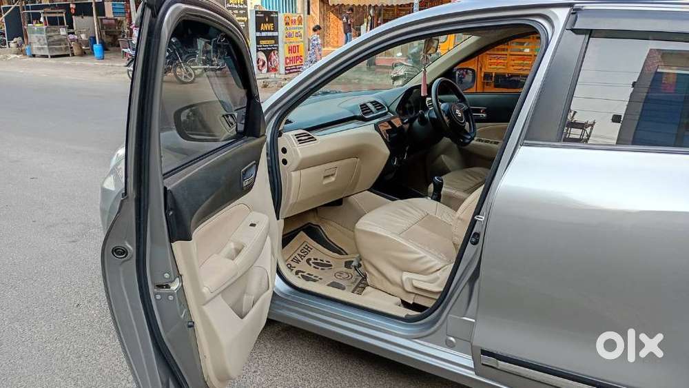 Maruti Suzuki Dzire 1.2 Vxi, 2022, Petrol