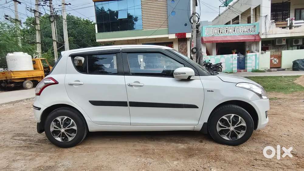 Maruti Suzuki Swift 2012