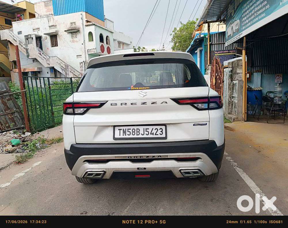 Maruti Suzuki Brezza 1.5 Vxi Smart Hybrid, 2023, Petrol