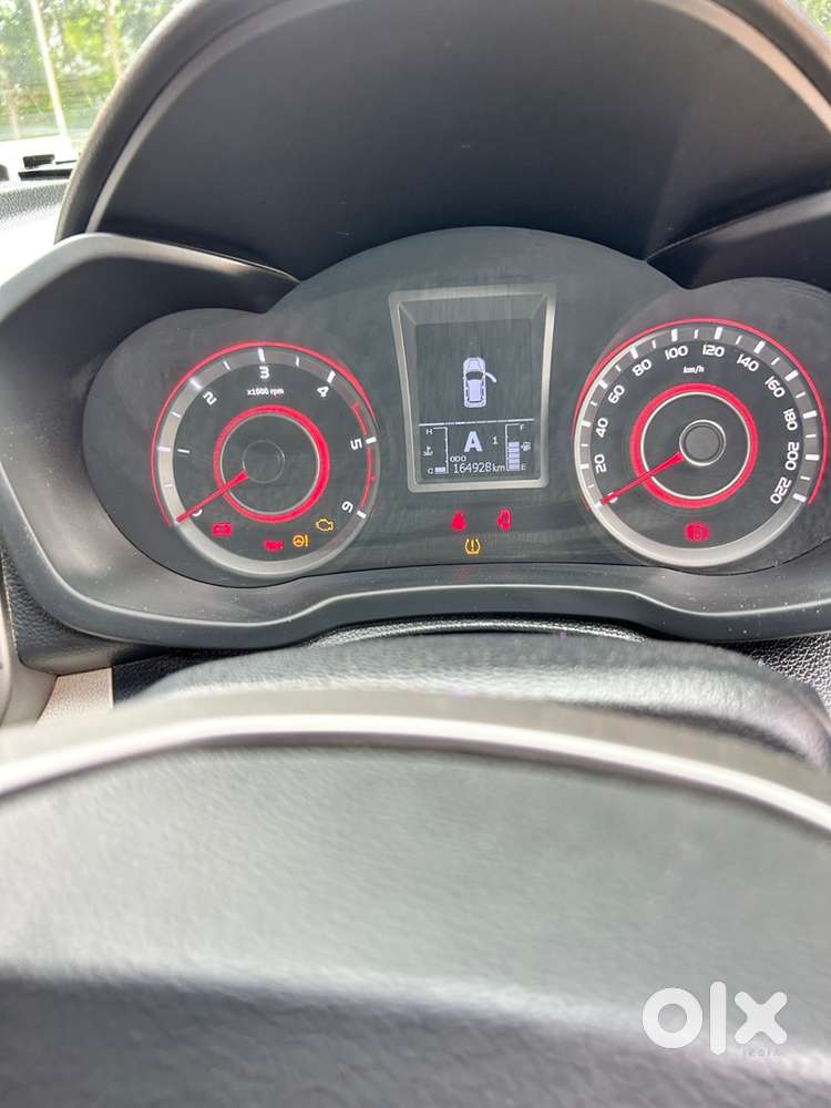Mahindra Xuv300 Diesel 2019 Single Owner