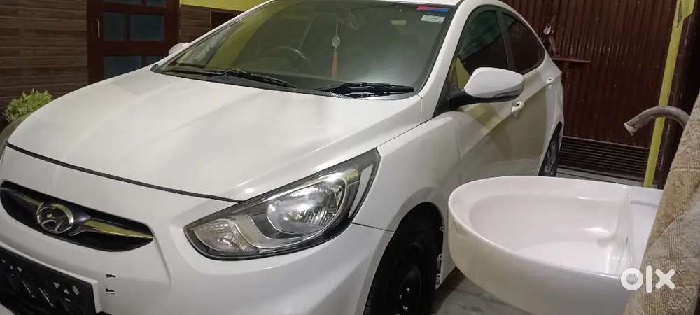 Hyundai Verna 2014 Diesel 112809 Km Driven