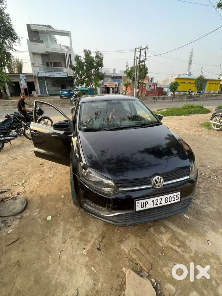 Volkswagen Polo 2011 Car