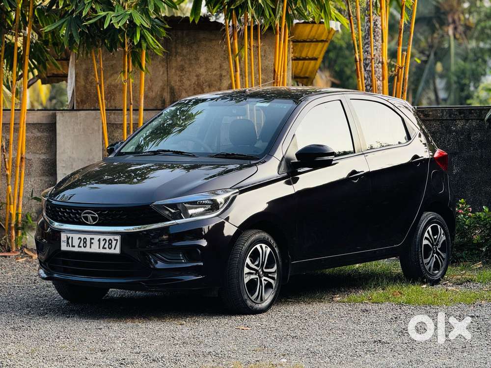 Tata Tiago 1.2 Revotron Xt (o), 2023, Petrol