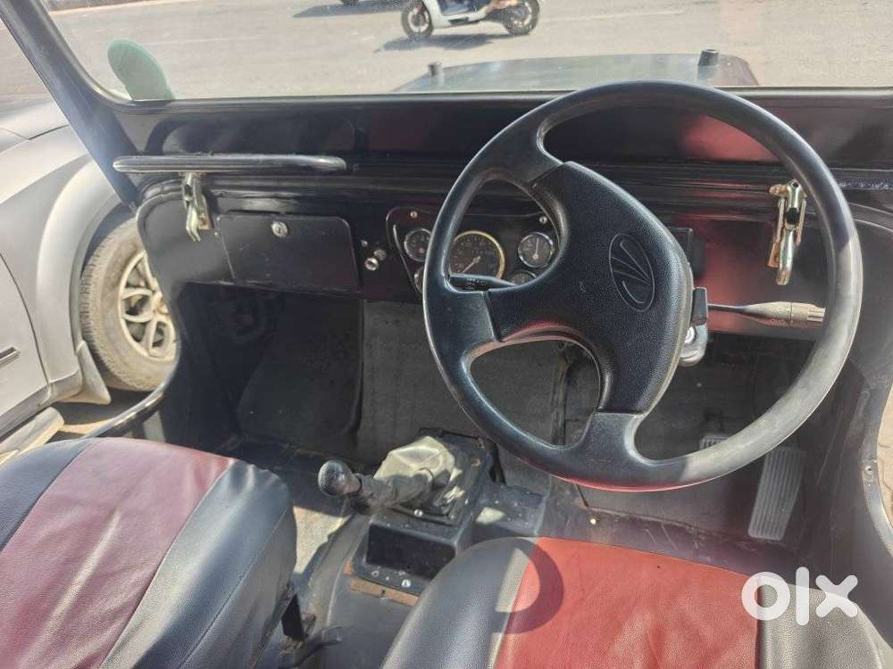 Mahindra Jeep Classic, 1986, Diesel