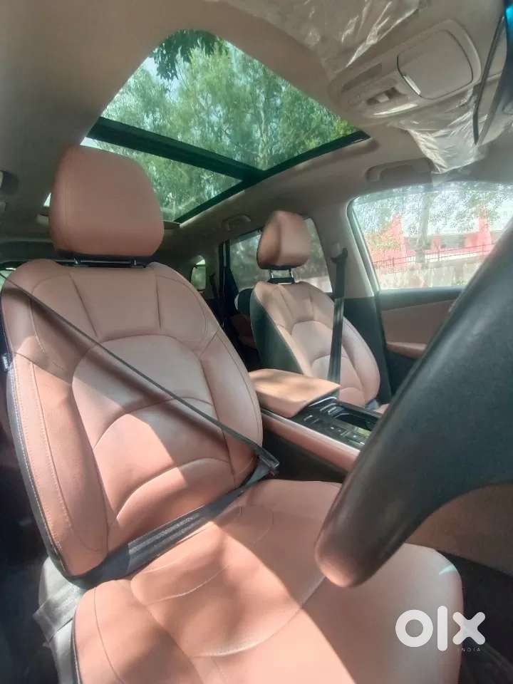 Mg Hector Plus Sharp Pro 1.5 Turbo Petrol Cvt 7 Str, 2023, Petrol