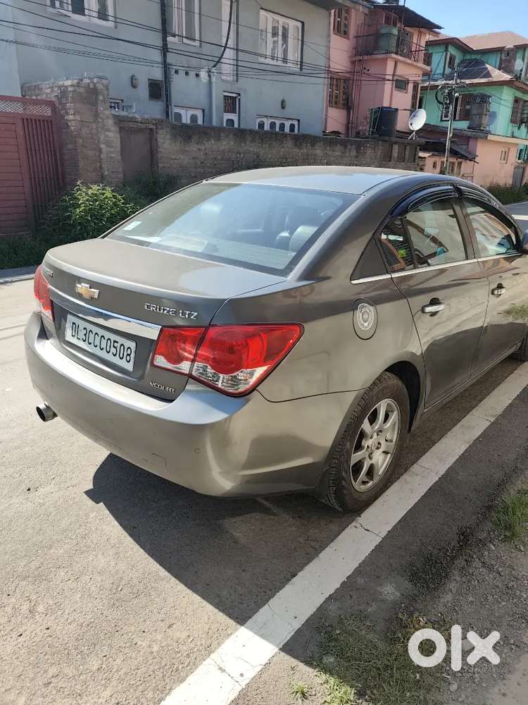 Cruze 2.0 Automatic Brand New Car Excellent Condition