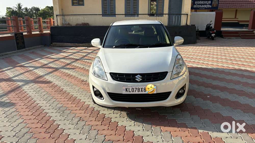 Maruti Suzuki Swift Dzire 1.2 Zxi Bsiv, 2013, Petrol