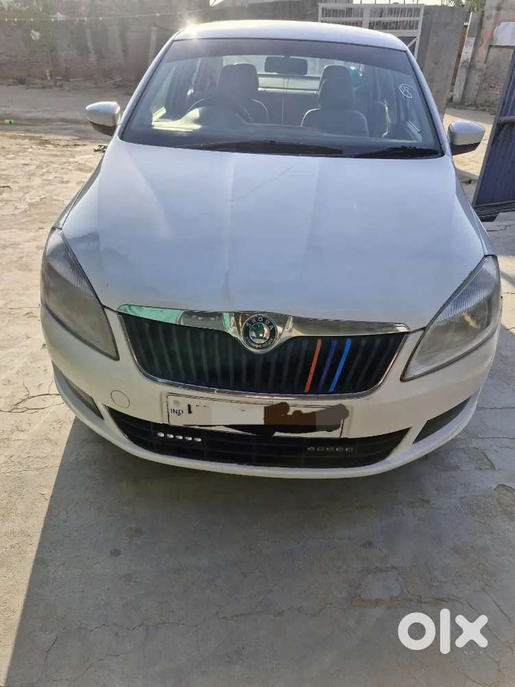 Skoda Rapid 2012 Diesel Well Maintained New Alloy Tyre New Service Ok