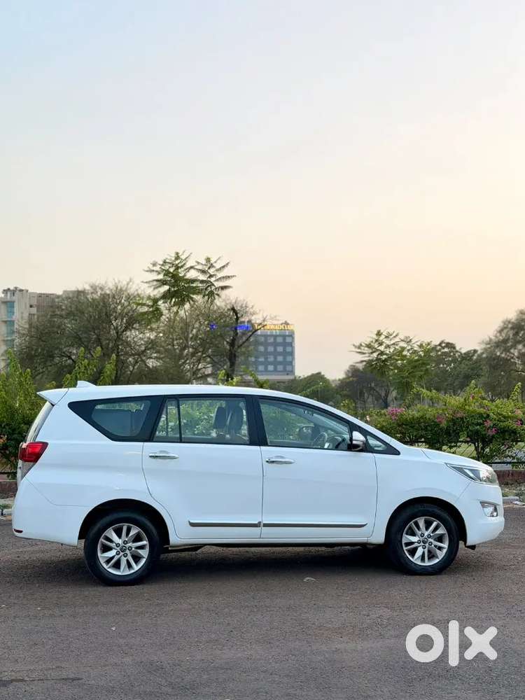 Toyota Innova Crysta 2017 Diesel Manual