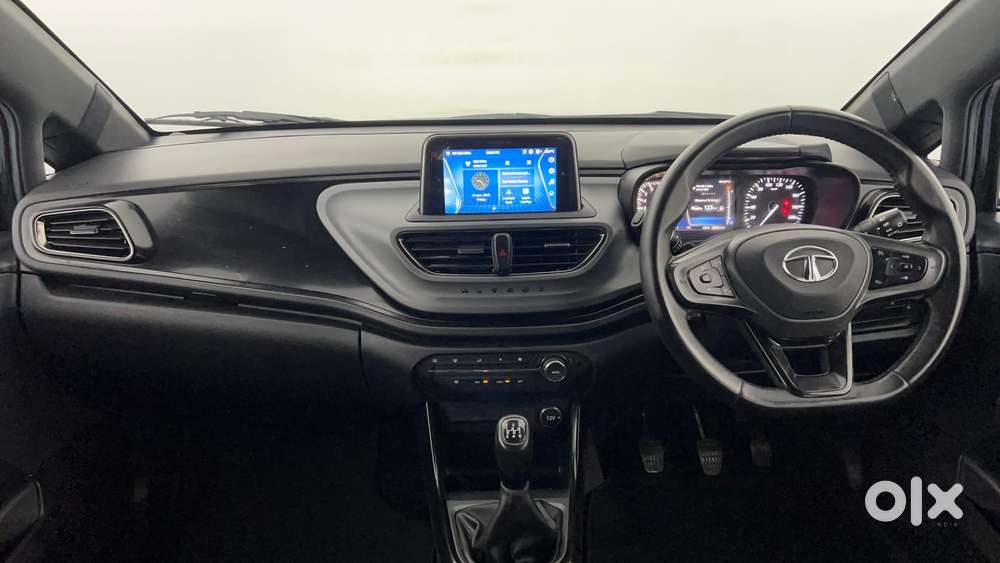 Tata Altroz 1.2 Xz Plus Dark Edition, 2023, Petrol