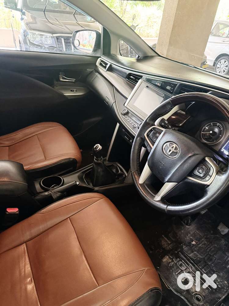 Toyota Innova Crysta 2.4 V 7 Str, 2017, Diesel