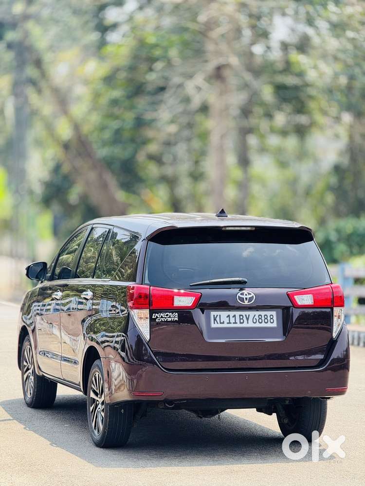 Toyota Innova Crysta 2.8 Gx At 7 Str, 2016, Diesel