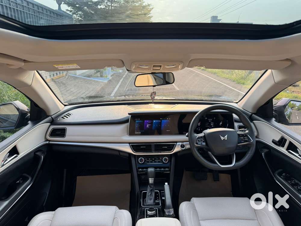 Mahindra Xuv700 2.2 Ax 7 Diesel Mt Str, 2024, Diesel