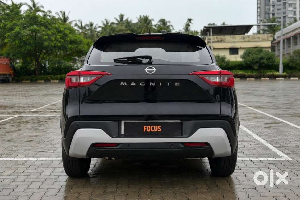 Nissan Magnite N-connecta Mt, 2024, Petrol