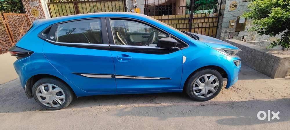 Tata Altroz 1.2 Xm Plus, 2024, Petrol