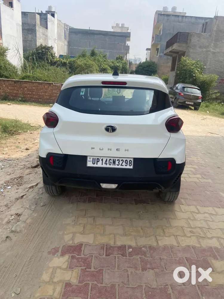 Tata Punch Pure Mt Petrol 2025