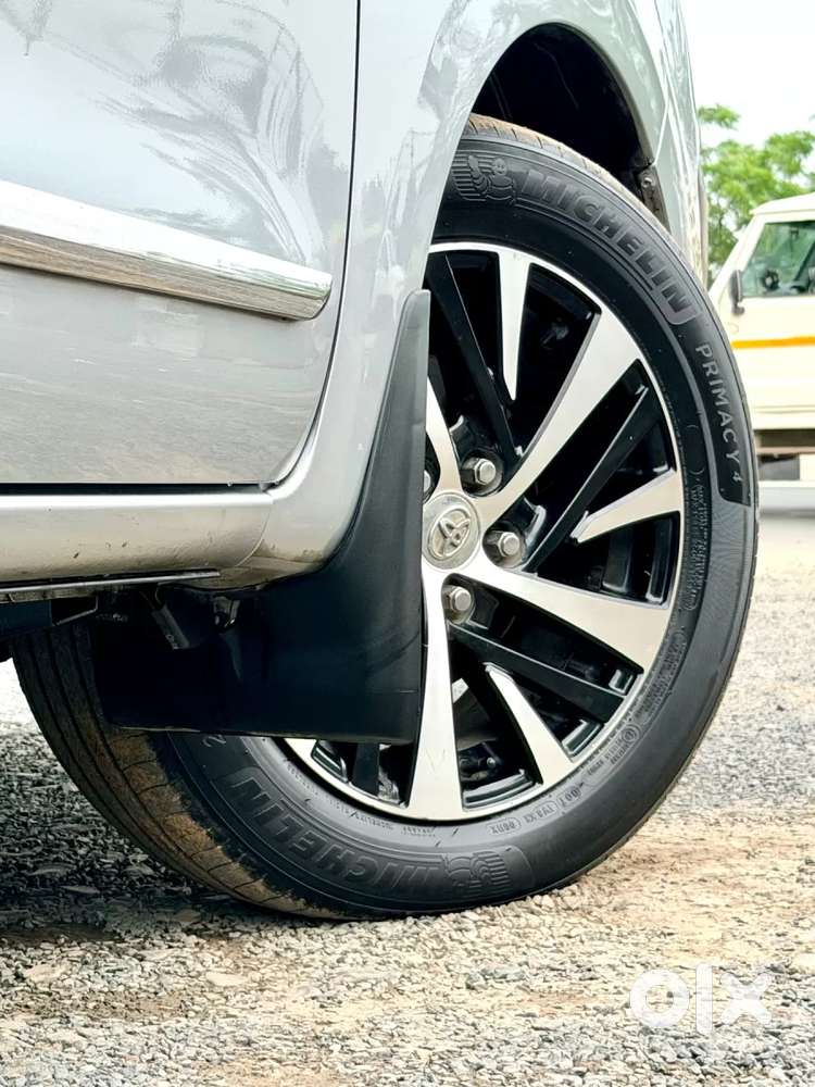 Toyota Innova Crysta [2020-ongoing] 2.4 Zx At 7 Str, 2021, Diesel