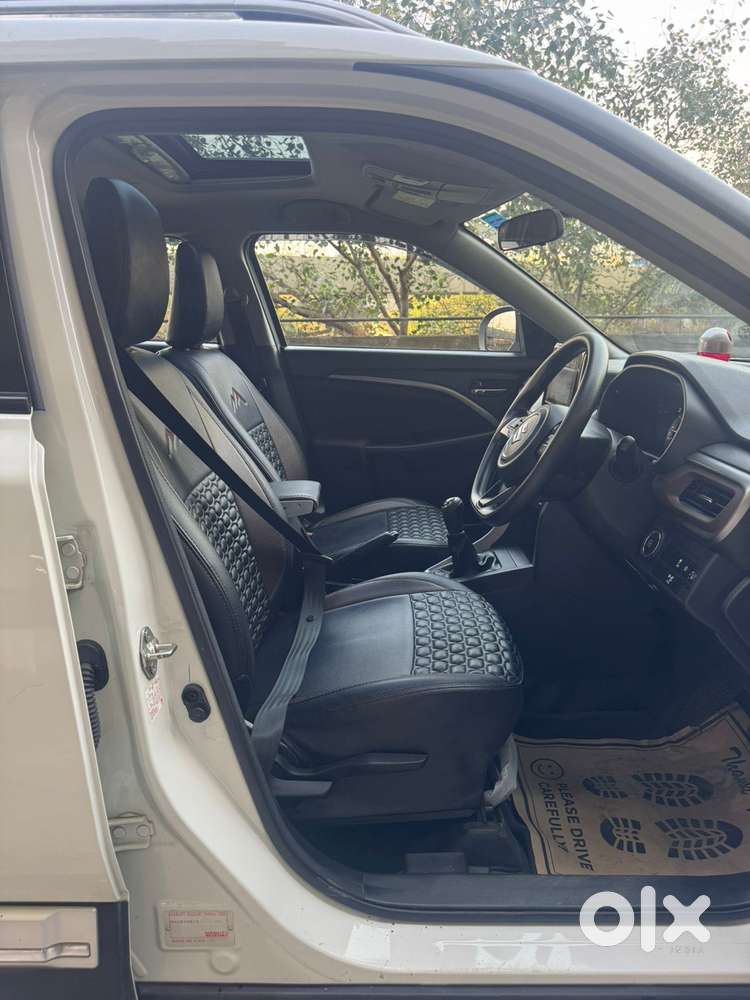Maruti Suzuki Brezza 1.5 Zxi Cng Dual Tone, 2024, Cng & Hybrids
