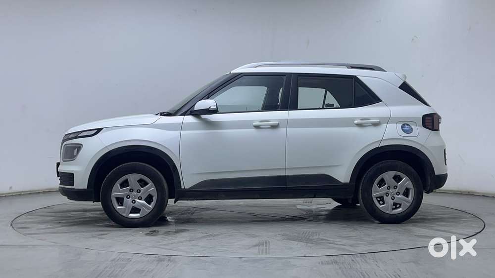 Hyundai Venue Sx, 2022, Petrol