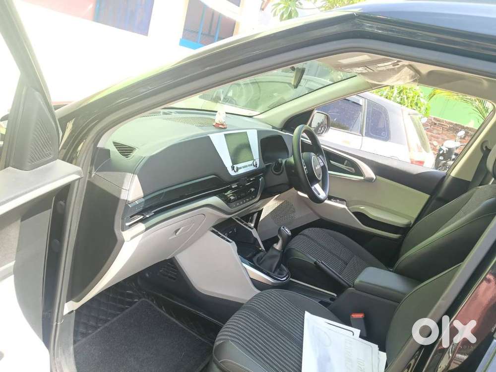 Kia Carens 24 Prestige (o) Petrol  20k+ Km  Ceramic Coated  5-yr W