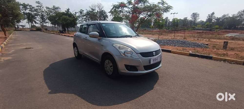 Maruti Suzuki Swift Vxi, 2014, Petrol
