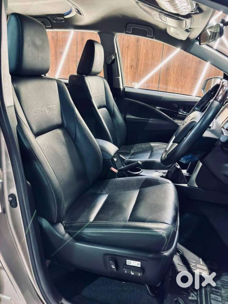 Toyota Innova Crysta