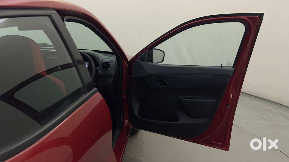 Renault Kwid 2019-ongoing 1.0 Rxt Amt (o), 2020, Petrol