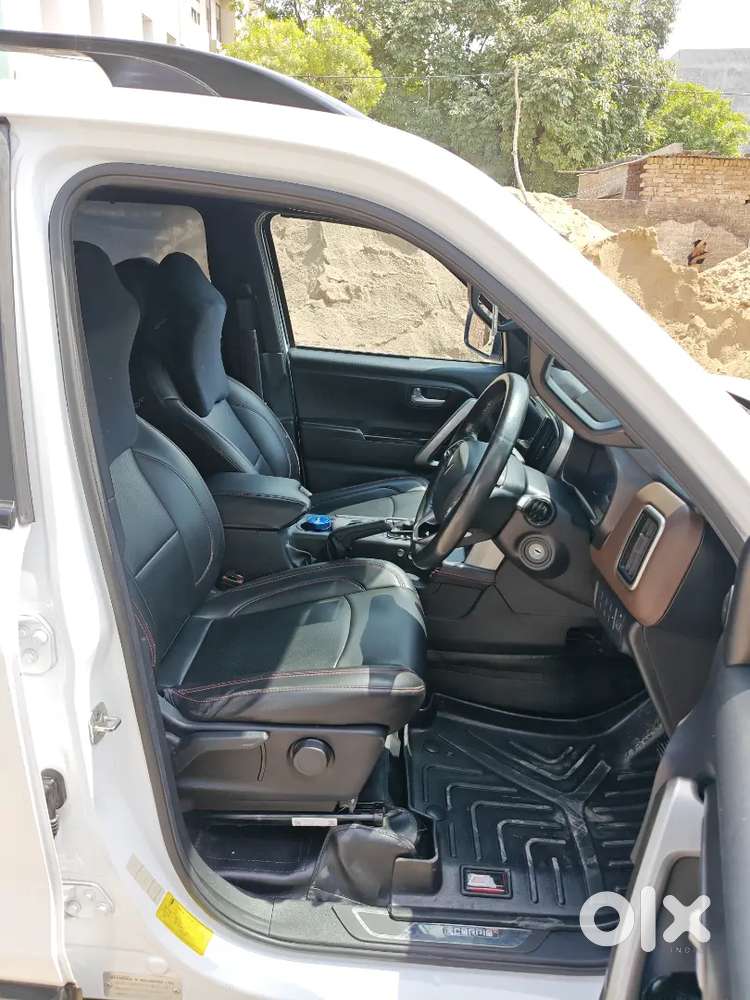 Mahindra Scorpio-n 2.2 Diesel 2025