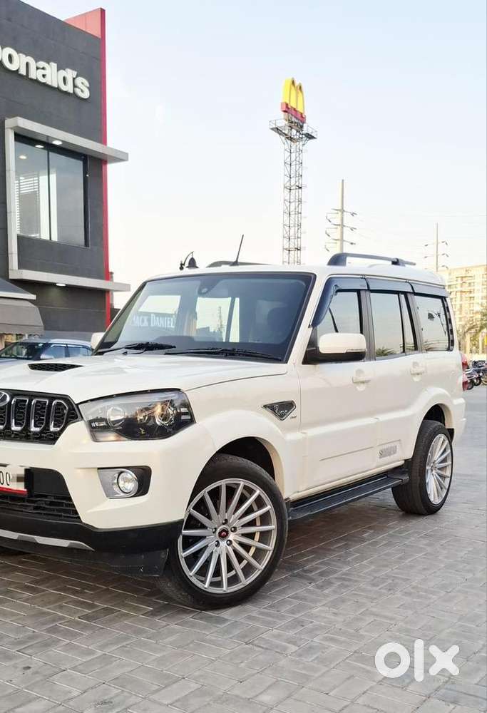 Mahindra Diesel Car 2022