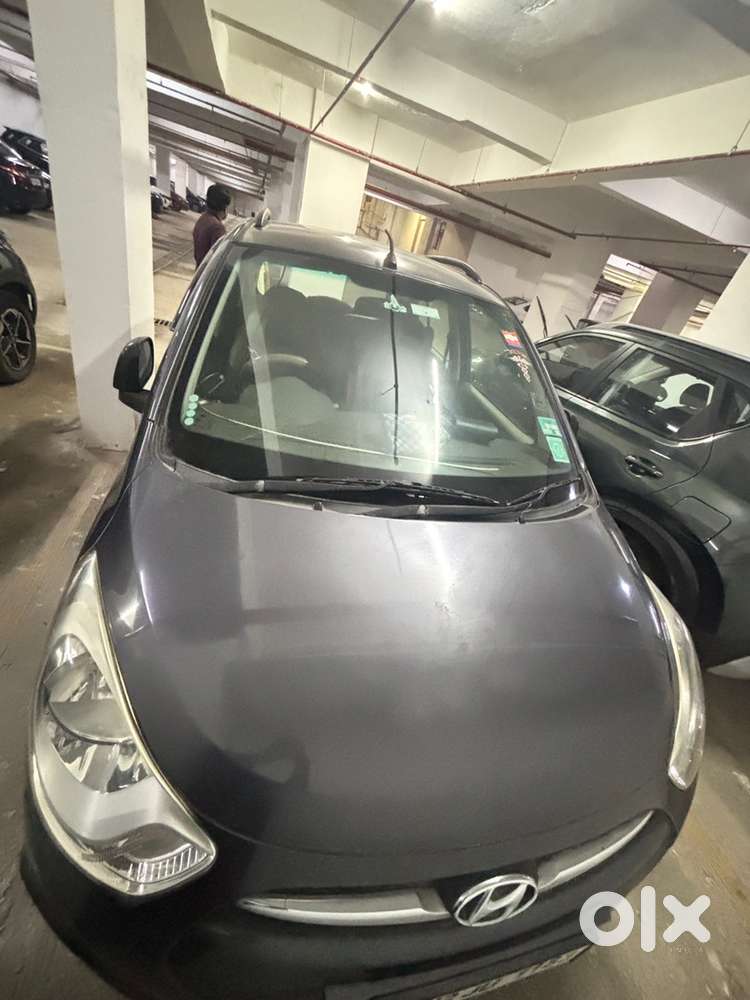 Hyundai I10 2013 Petrol 13000 Km Driven