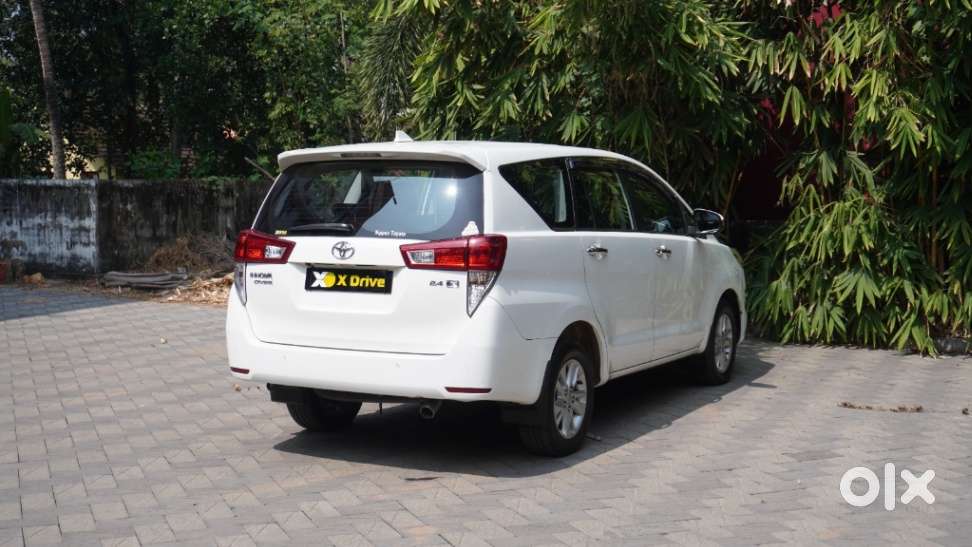 Toyota Innova Crysta 2.7 Gx At, 2020, Diesel