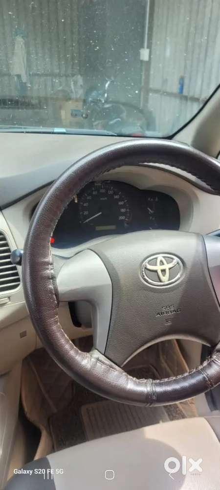 Toyota Innova 2013