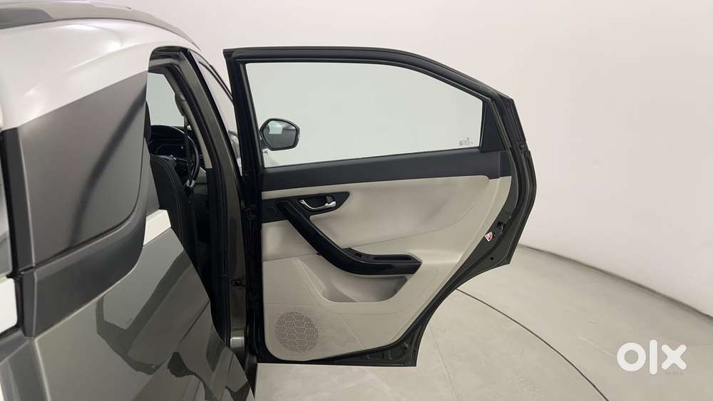Tata Nexon 1.5 Revotorq Xza Plus S Amt, 2021, Petrol