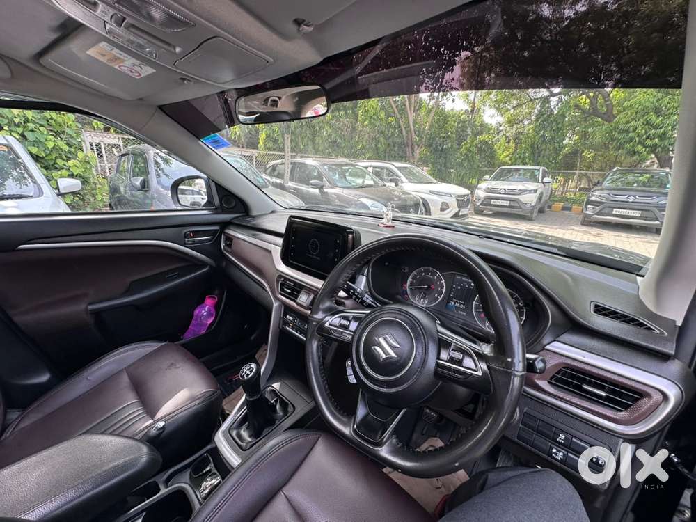 Maruti Brezza Zxi 2023 S- Cng Top Model With Sunroof