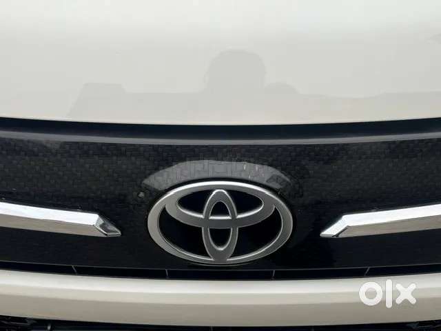 Toyota Urban Cruiser Hyryder 1.5 V Hybrid, 2024, Petrol