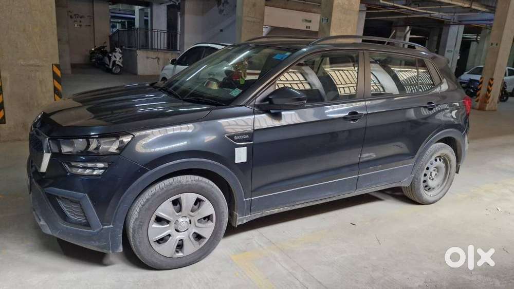 Skoda Kushaq 1.0 Tsi Active, 2022, Petrol
