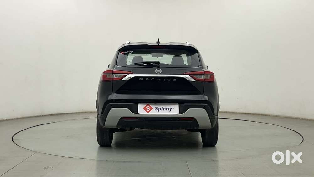 Nissan Magnite 1.0 Xv, 2022, Petrol