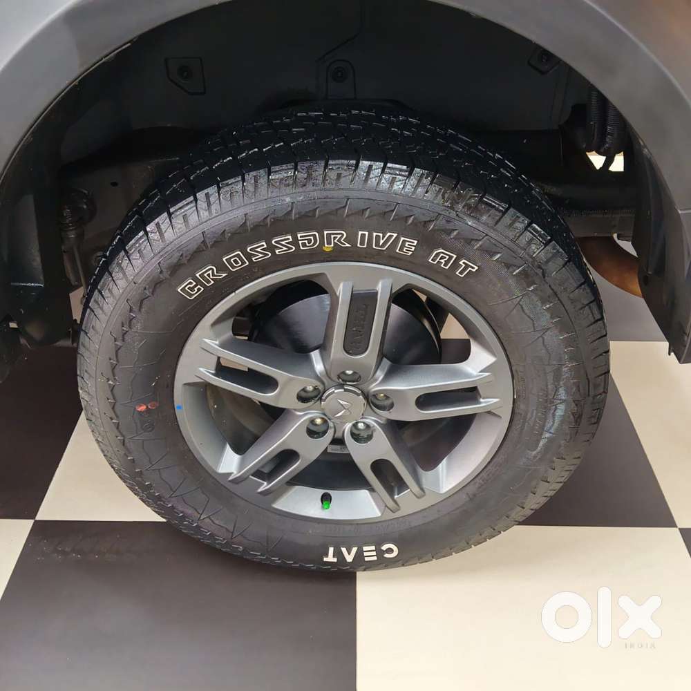 Mahindra Thar Lx 4-str Hard Top At, 2023, Petrol