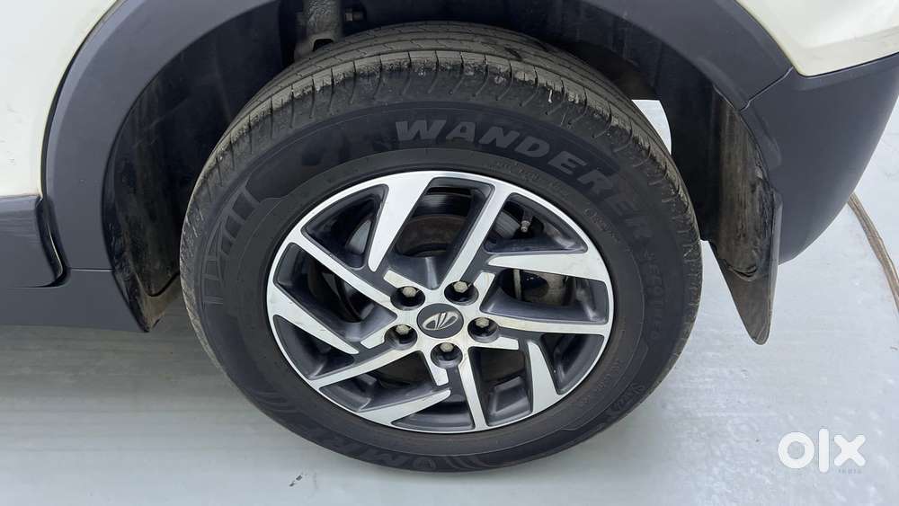 Mahindra Xuv300 W8 Option Diesel, 2022, Diesel