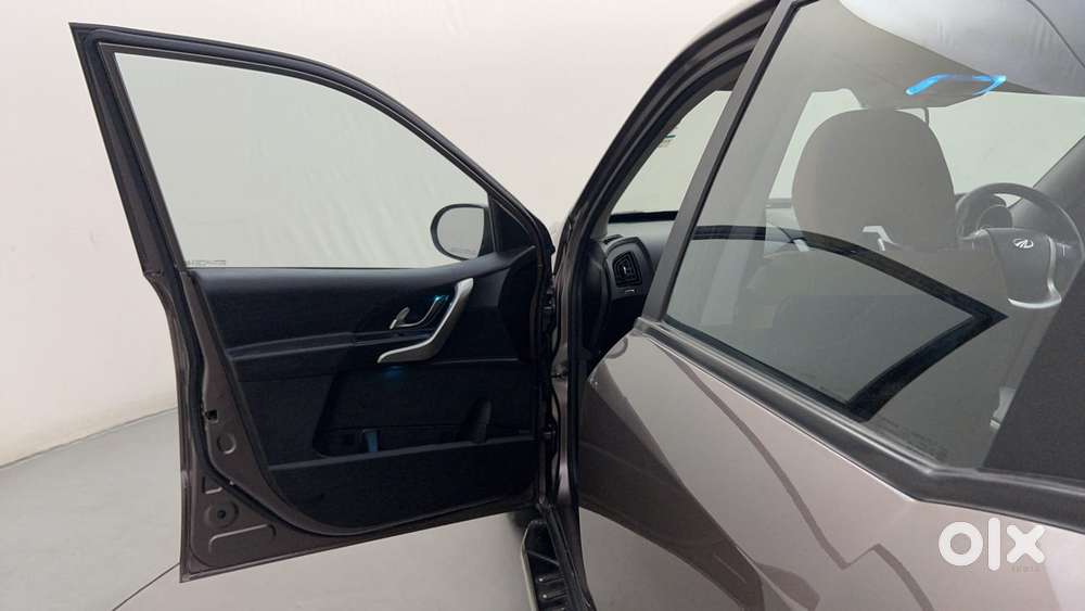 Mahindra Xuv500 At W9 2wd, 2020, Diesel