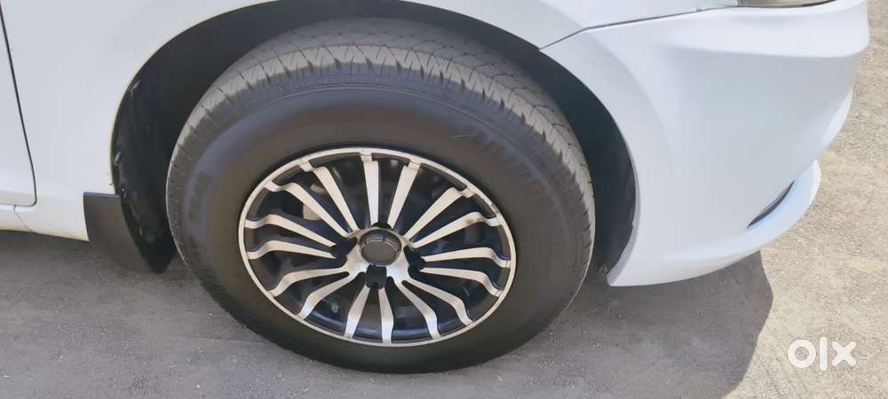 Maruti Suzuki Swift Dzire 1.3 Vxi, 2016, Cng & Hybrids