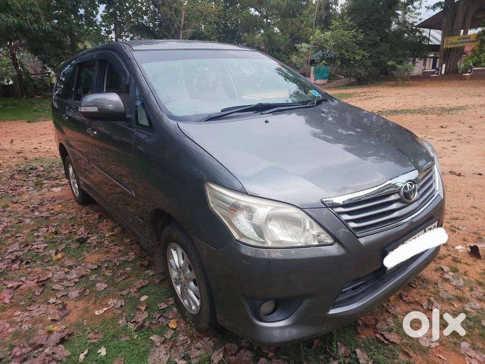 Toyota Innova 2.5 V 7 Str, 2013, Diesel