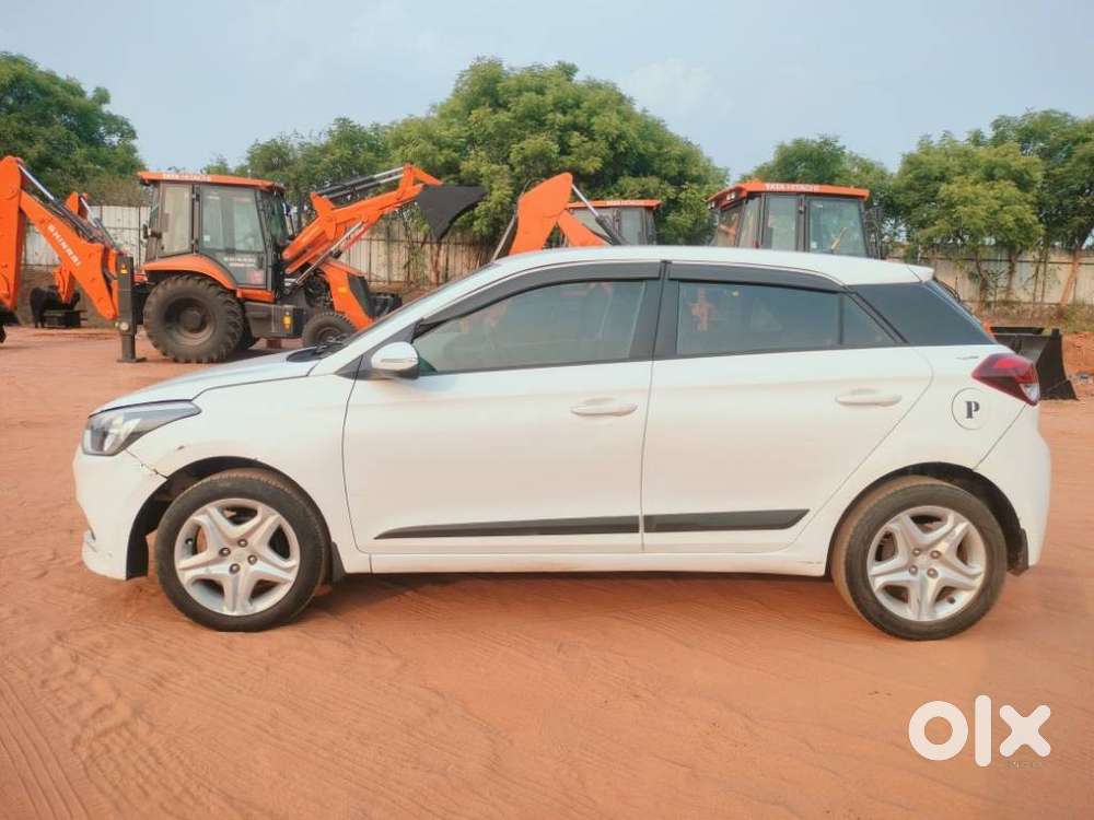 Hyundai I20 Petrol Cvt Magna Executive, 2017, Petrol