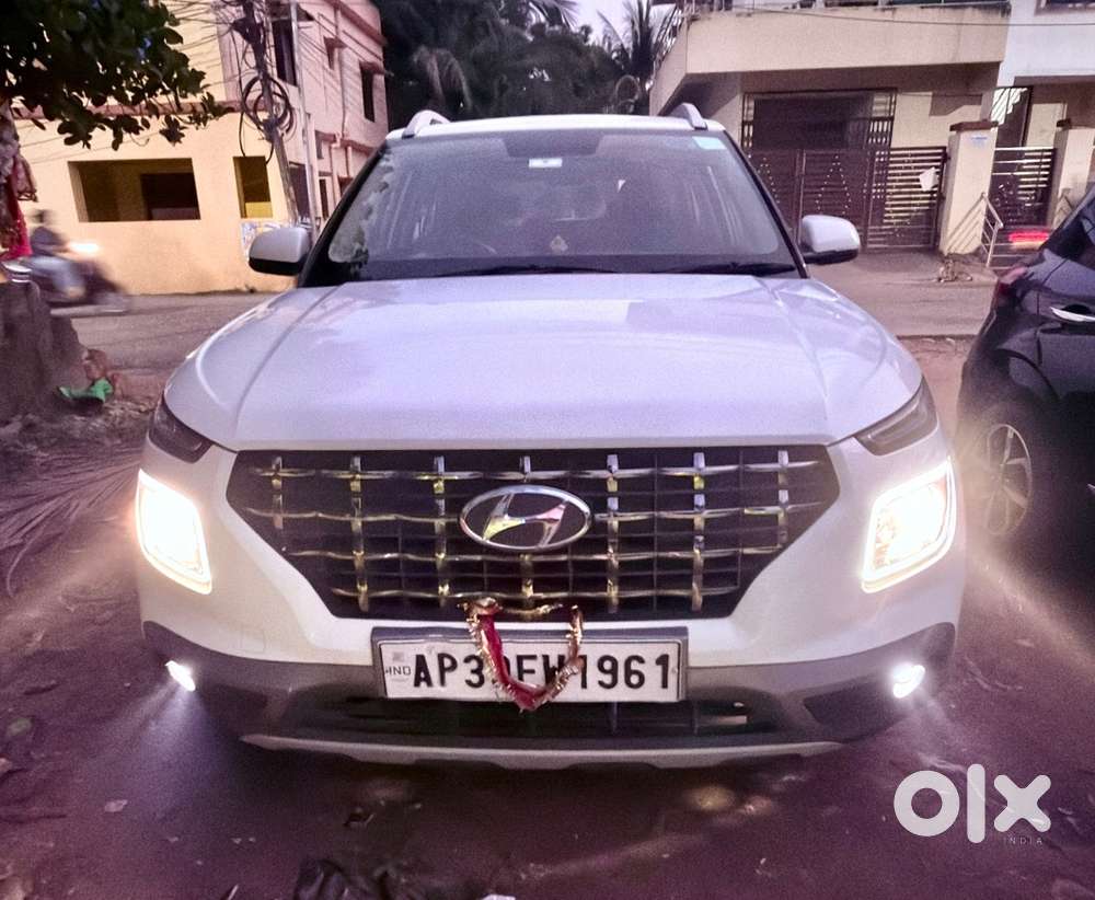 Hyundai Venue 2020 Petrol Automatic