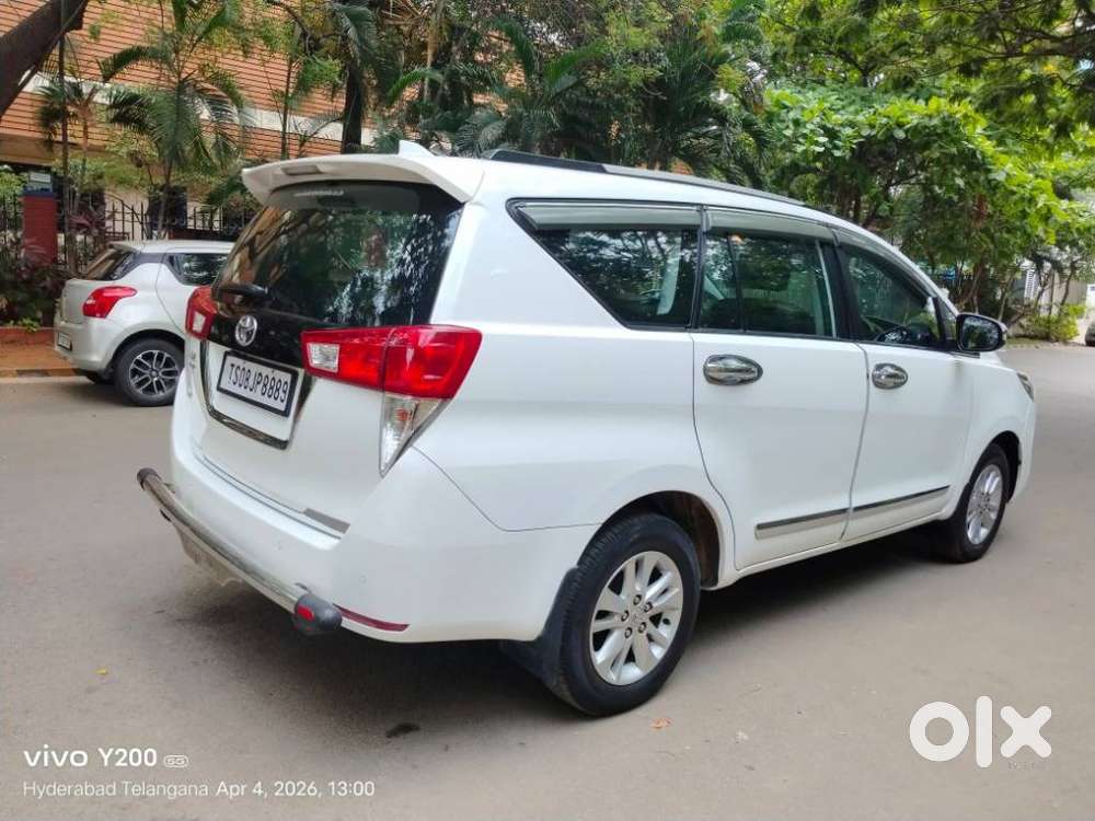 Toyota Innova Crysta 2.4 V 8 Str, 2023, Diesel